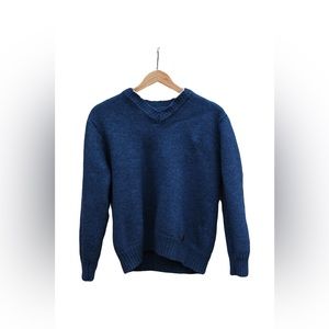 S/M sweater crewneck that was an XL but shrunk significantly. Navy blue.